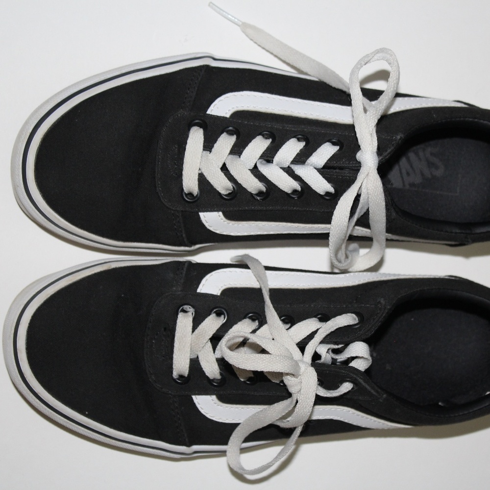 Old Skool Vans - Size 9.5